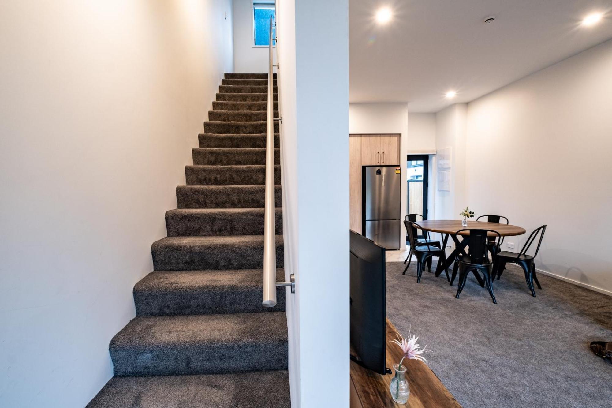 Apartment Stunning 3 Bedrooms Sleeps 6 In Cbd Christchurch